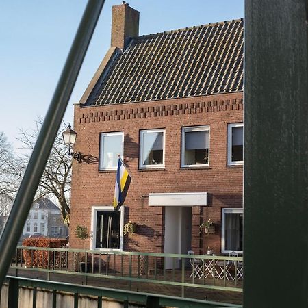 Bed and Breakfast Yep! Slapen Bij De Sluis à Blokzijl Extérieur photo